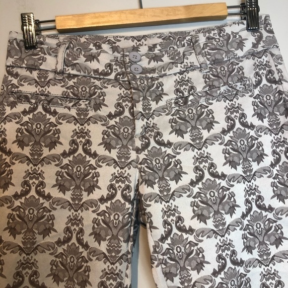 Anthropologie Cartonnier Charlie Ankle Floral Pant Grey, size 2 - Picture 4 of 12
